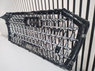bontott AUDI A8 Hűtőrács