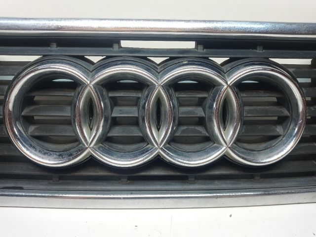 bontott AUDI A8 Hűtőrács