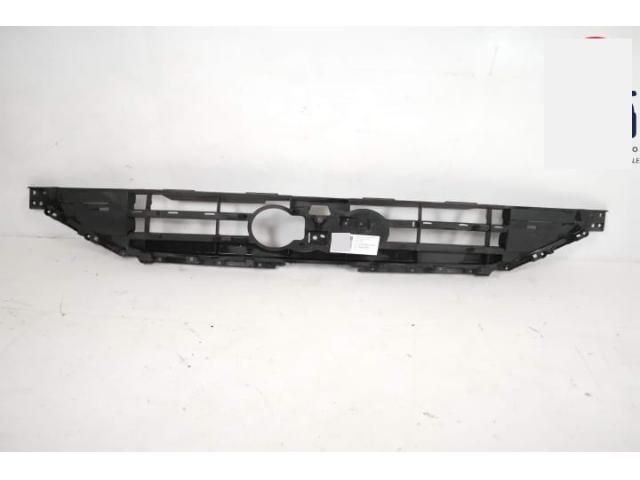 bontott AUDI A8 Hűtőrács