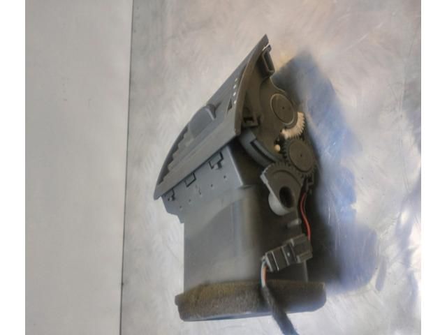 bontott AUDI A8 Hűtőrács