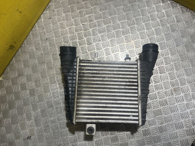 bontott AUDI A8 Intercooler
