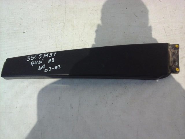 bontott AUDI A8 Jobb B Oszlop Burkolat