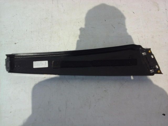 bontott AUDI A8 Jobb B Oszlop Burkolat