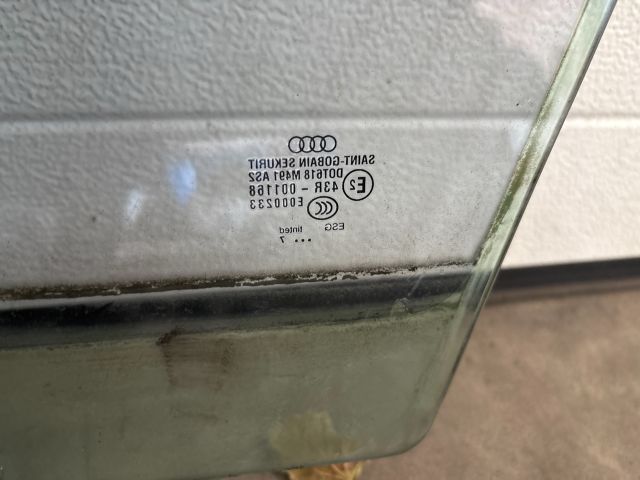 bontott AUDI A8 Jobb első Ablak