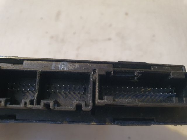 bontott AUDI A8 Jobb első Ablakemelő Motor