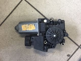 bontott AUDI A8 Jobb első Ablakemelő Motor