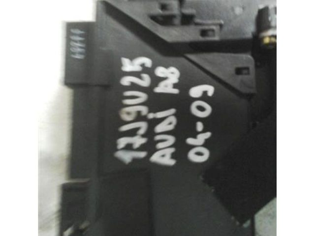 bontott AUDI A8 Jobb első Ablakemelő Motor