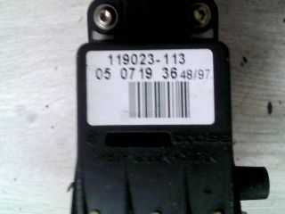 bontott AUDI A8 Jobb első Ablakemelő Motor