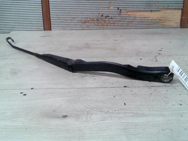 bontott AUDI A8 Jobb első Ablaktörlő Kar