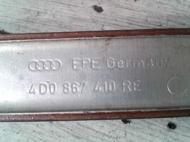 bontott AUDI A8 Jobb első Ajtó Díszléc