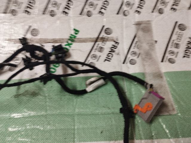 bontott AUDI A8 Jobb első Ajtó Kábelköteg