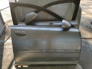 bontott AUDI A8 Jobb első Ajtó (Részeivel)