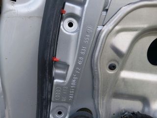 bontott AUDI A8 Jobb első Ajtó (Részeivel)