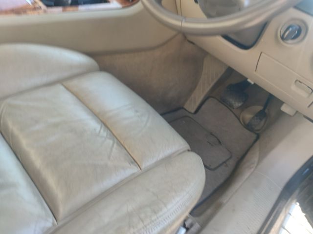 bontott AUDI A8 Jobb első Ajtó (Részeivel)