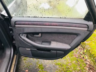 bontott AUDI A8 Jobb első Ajtó (Részeivel)