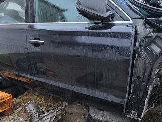 bontott AUDI A8 Jobb első Ajtó (Üres lemez)