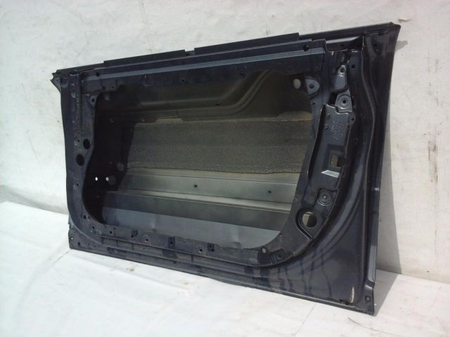 bontott AUDI A8 Jobb első Ajtó (Üres lemez)