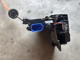 bontott AUDI A8 Jobb első Ajtózár