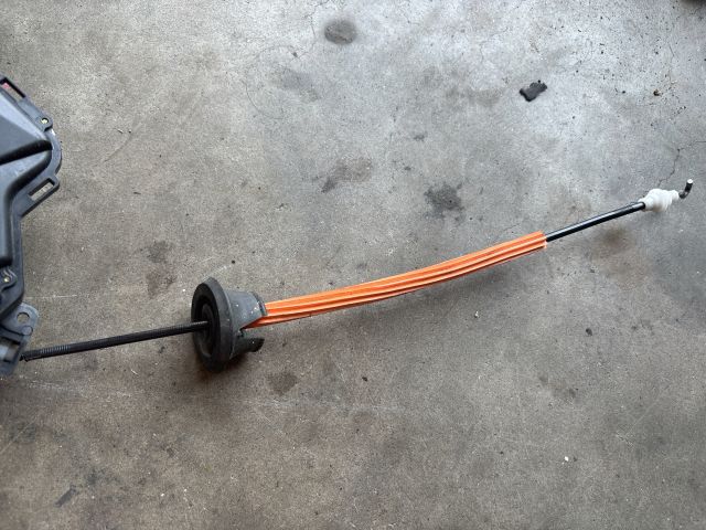 bontott AUDI A8 Jobb első Ajtózár