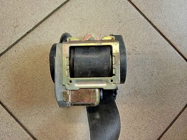 bontott AUDI A8 Jobb első Biztonsági Öv