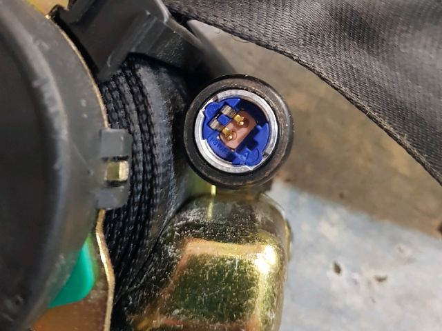 bontott AUDI A8 Jobb első Biztonsági Öv