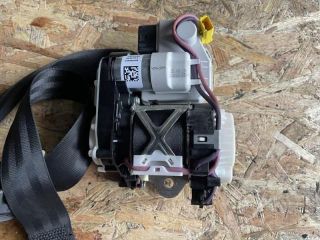 bontott AUDI A8 Jobb első Biztonsági Öv