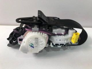 bontott AUDI A8 Jobb első Biztonsági Öv