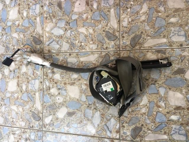 bontott AUDI A8 Jobb első Biztonsági Öv