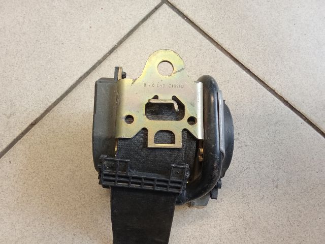 bontott AUDI A8 Jobb első Biztonsági Öv