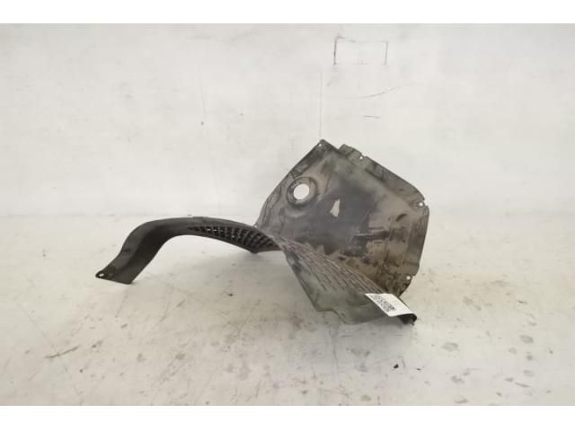 bontott AUDI A8 Jobb első Dobbetét (Kerékjárati, Műanyag)