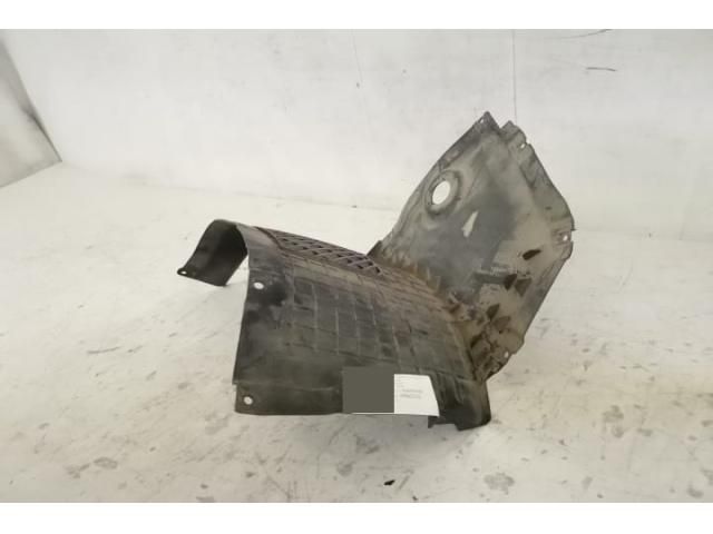 bontott AUDI A8 Jobb első Dobbetét (Kerékjárati, Műanyag)