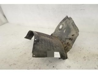 bontott AUDI A8 Jobb első Dobbetét (Kerékjárati, Műanyag)