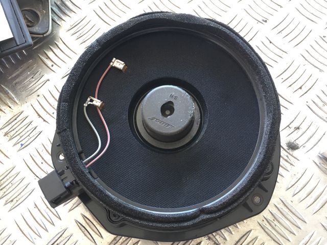 bontott AUDI A8 Jobb első Hangszóró