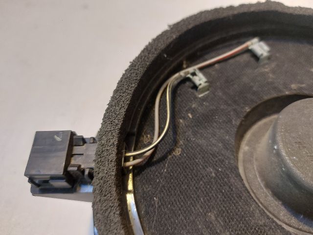 bontott AUDI A8 Jobb első Hangszóró