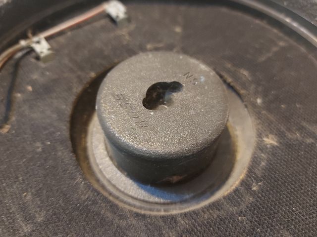 bontott AUDI A8 Jobb első Hangszóró