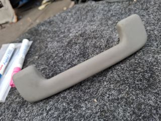 bontott AUDI A8 Jobb első Kapaszkodó (Felső)