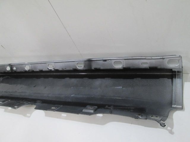 bontott AUDI A8 Jobb első Küszöb Díszléc