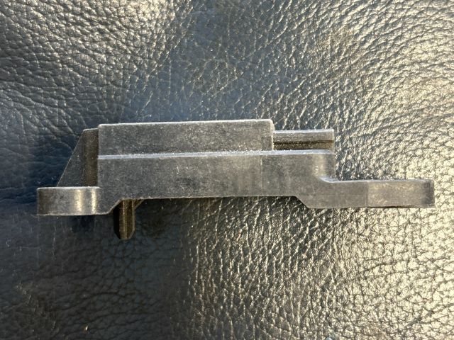 bontott AUDI A8 Jobb első Oldal Ütközés Érzékelő