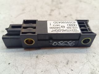 bontott AUDI A8 Jobb első Oldal Ütközés Érzékelő