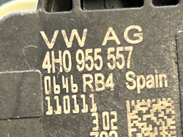 bontott AUDI A8 Jobb első Oldal Ütközés Érzékelő