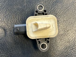 bontott AUDI A8 Jobb első Oldal Ütközés Érzékelő