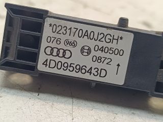 bontott AUDI A8 Jobb első Oldal Ütközés Érzékelő