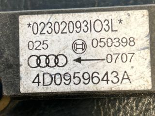 bontott AUDI A8 Jobb első Oldal Ütközés Érzékelő