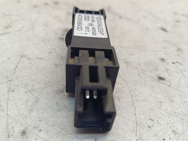 bontott AUDI A8 Jobb első Oldal Ütközés Érzékelő