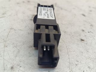 bontott AUDI A8 Jobb első Oldal Ütközés Érzékelő