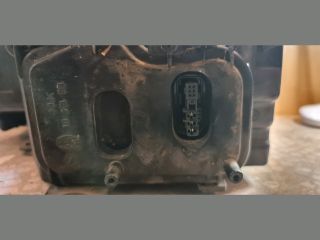 bontott AUDI A8 Jobb Fényszóró