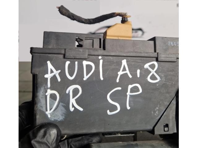 bontott AUDI A8 Jobb hátsó Ablakemelő Motor