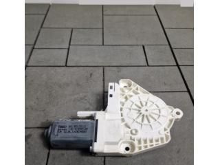 bontott AUDI A8 Jobb hátsó Ablakemelő Motor