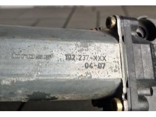 bontott AUDI A8 Jobb hátsó Ablakemelő Motor