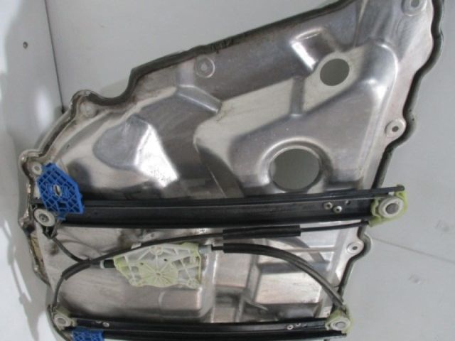 bontott AUDI A8 Jobb hátsó Ablakemelő Szerkezet (Elektromos)